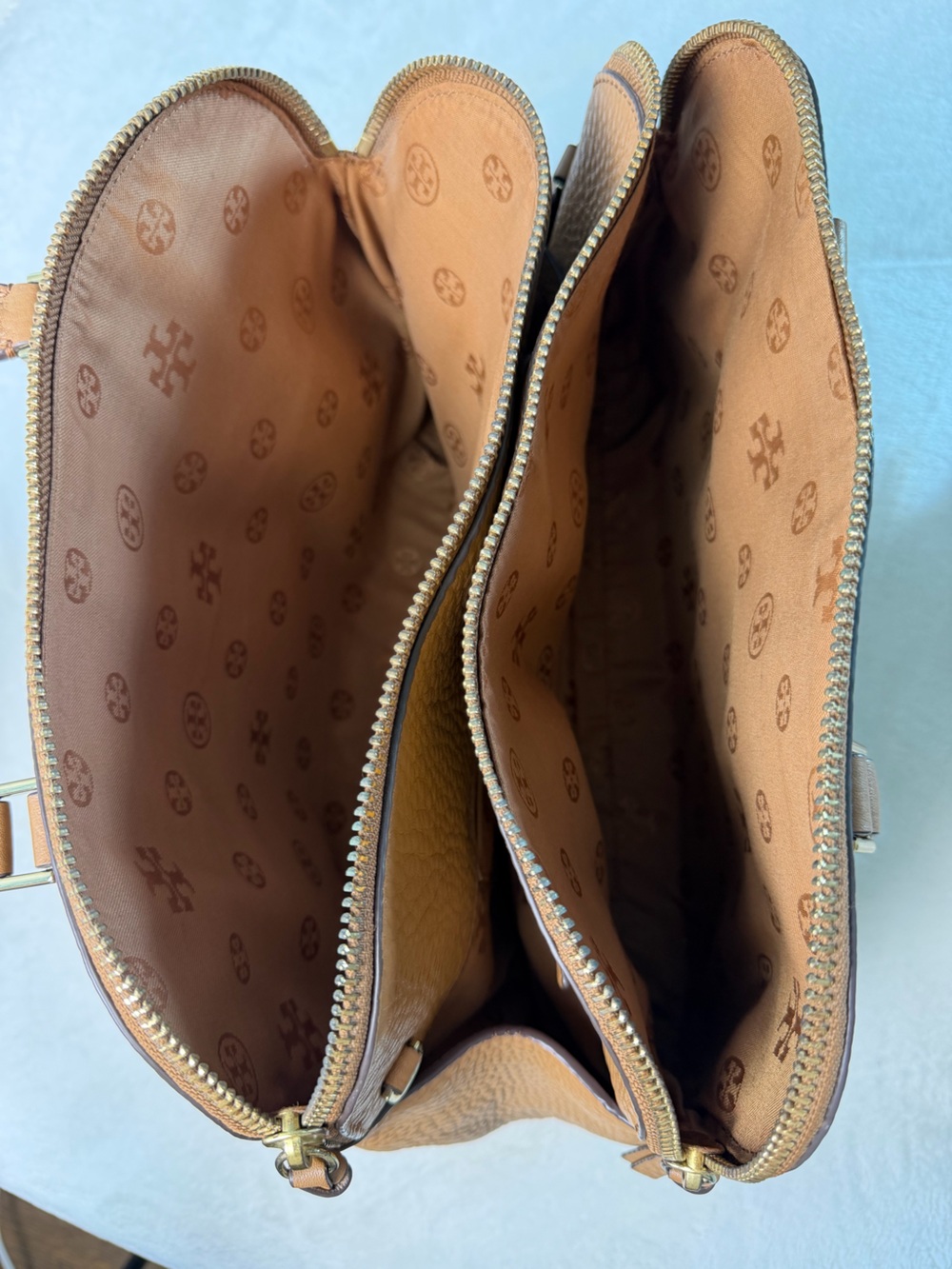 Tory Burch Amanda Zip Continental / Dome Satchel/ Tote Bag - Picture 8 of 9